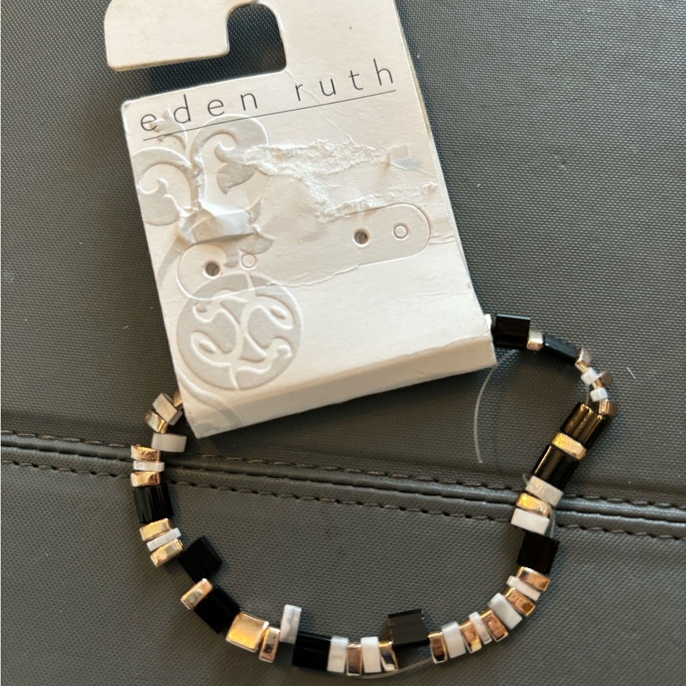 $5/Eden Ruth Beads Black/Gold/White Chain Bracelet NWT